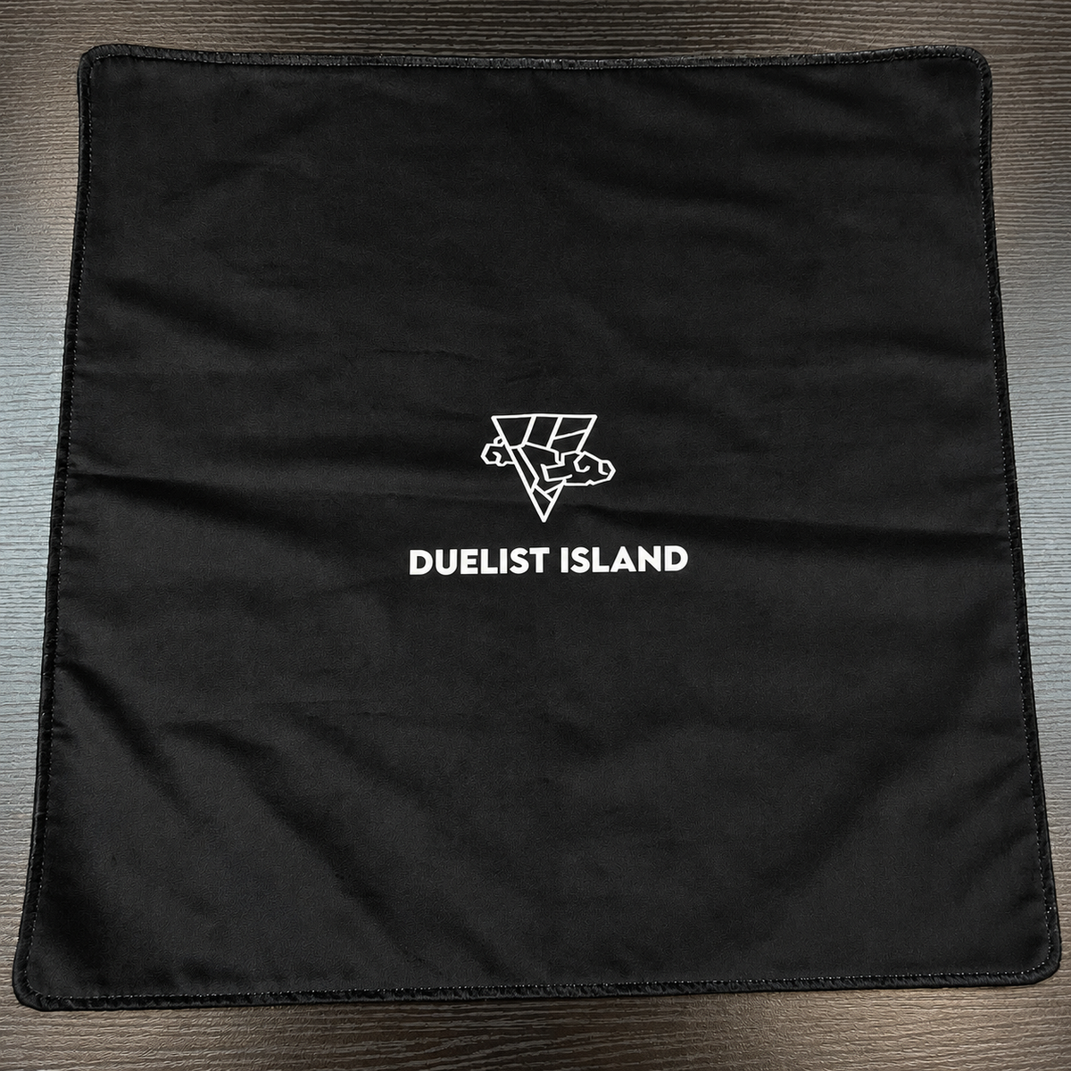 Berserk -  Cloth Playmat - Double-Sided Velvet 60x60 cm