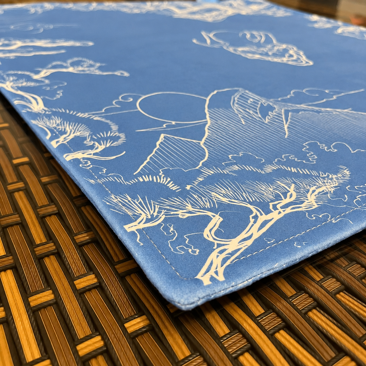 Oni Spirit -  Cloth Playmat - Double-Sided Velvet 60x60 cm